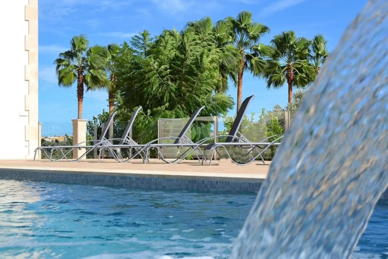 Piscina de Finca rústica de lloguer en Muro amb Aire condicionat, Calefacció i Jardí privat