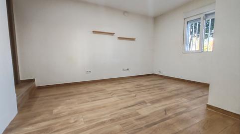 Foto 3 de Piso de alquiler en Calle de Lima, La Avanzada - La Cueva, Madrid