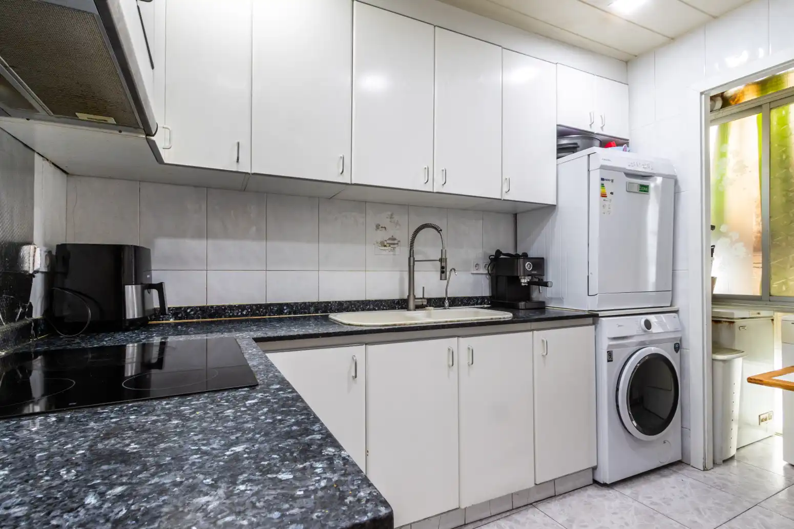 Cocina de Piso en venta en Terrassa con Aire acondicionado, Calefacción y Balcón
