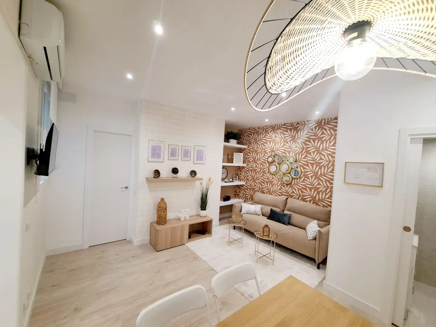 Wohnzimmer von Wohnung zum Verkauf in Madrid mit Klimaanlage, Heizung und Parkett