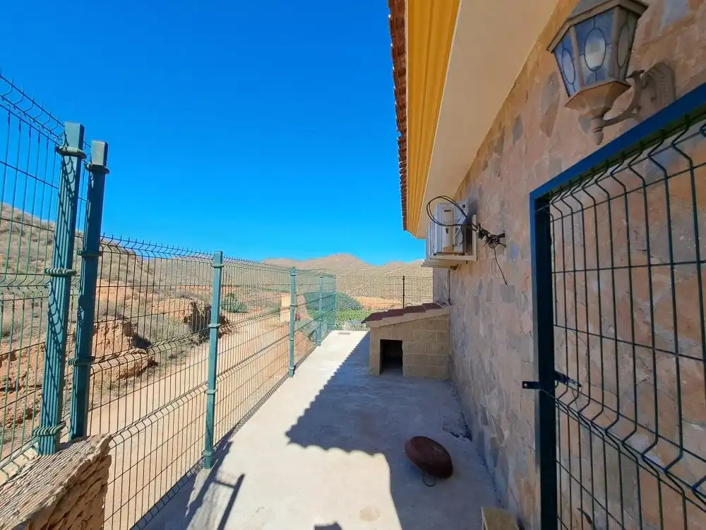 Casa amb jardí en venda a Camino Jauro, imagen 26