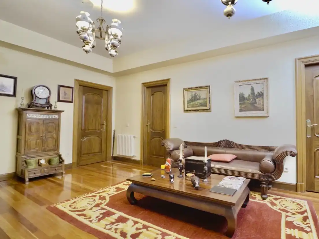 Sala de estar de Casa o chalet en venta en Las Rozas de Madrid con Aire acondicionado, Calefacción y Jardín privado