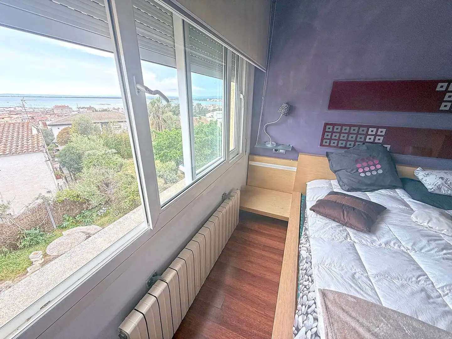 Dormitori de Casa o xalet en venda en Roses amb Aire condicionat, Calefacció i Jardí privat