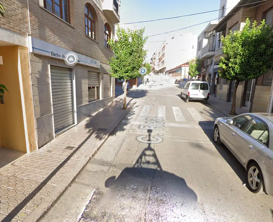 Locale commerciale in vendita a Calle Hermanos Fernández 24, imagen 2