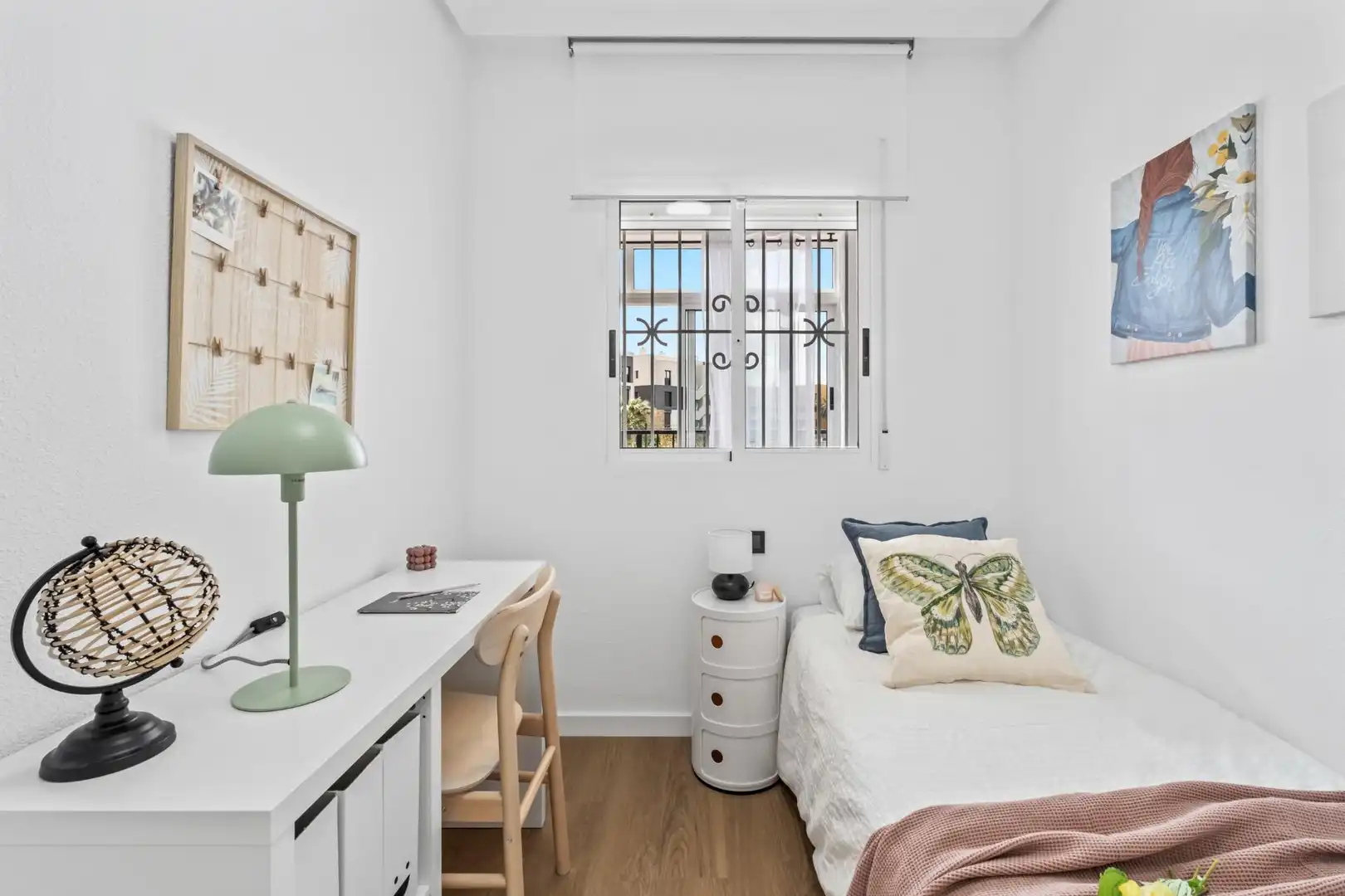 Schlafzimmer von Erdgeschoss zum Verkauf in Orihuela mit Klimaanlage, Heizung und Terrasse