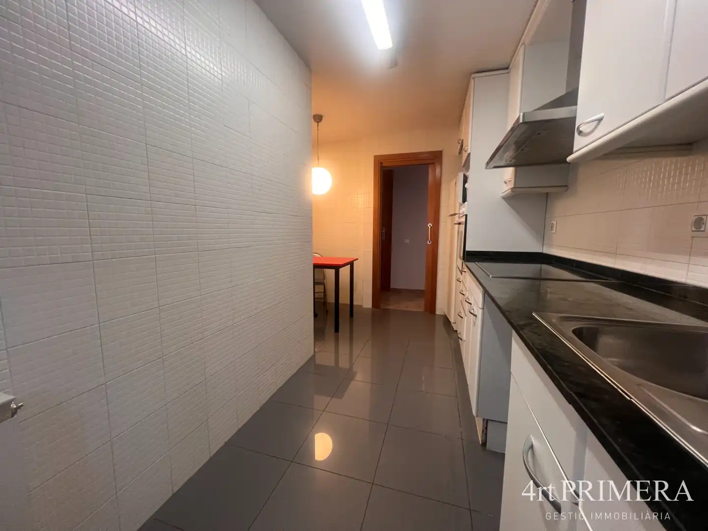 Appartamento con ascensore in affitto a Instituts, imagen 8