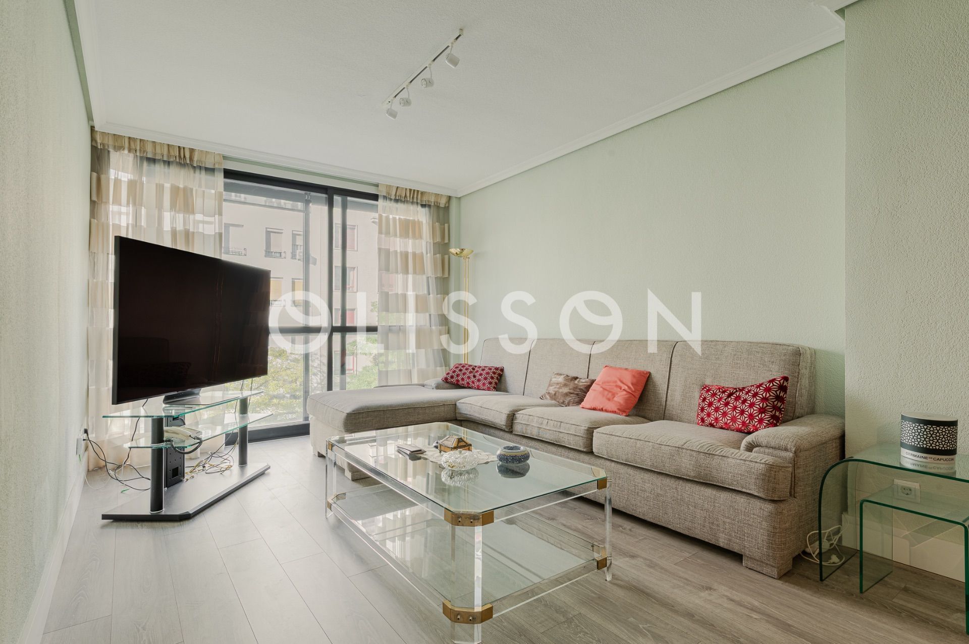 Living room of Flat for sale in  Madrid Capital  with Air Conditioner, Heating and Storage room