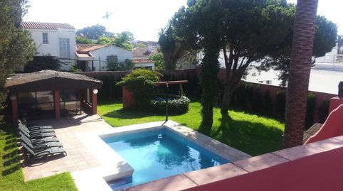 Reformada con Piscina Privada y Vistas a la Roca de Gibraltar