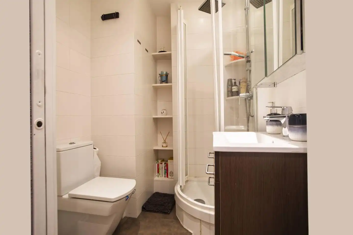 Bany de Pis en venda en Barcelona amb Aire condicionat, Calefacció i Parquet