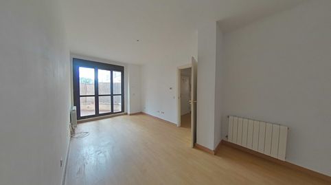 Foto 2 de Piso en venta en De San Isidoro , Tarancón, Cuenca