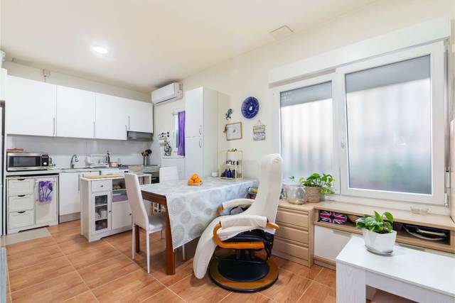 Piso en Venta en Calle Arechavaleta en Los Ángeles