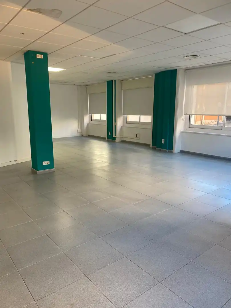 Oficina de lloguer a Plaça General Prim, 5, Barris Marítims