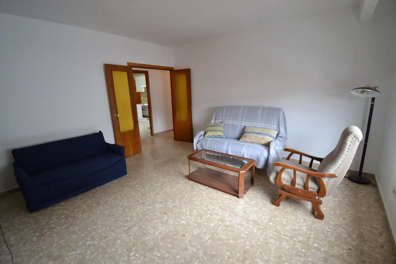 Sala d'estar de Pis en venda en Malpartida de Plasencia amb Calefacció, Terrassa i Moblat