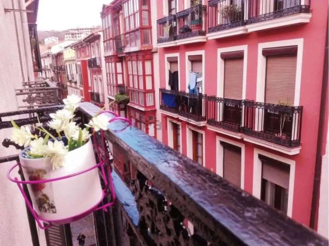 Terraza de Piso de alquiler en Bilbao  con Calefacción y Balcón