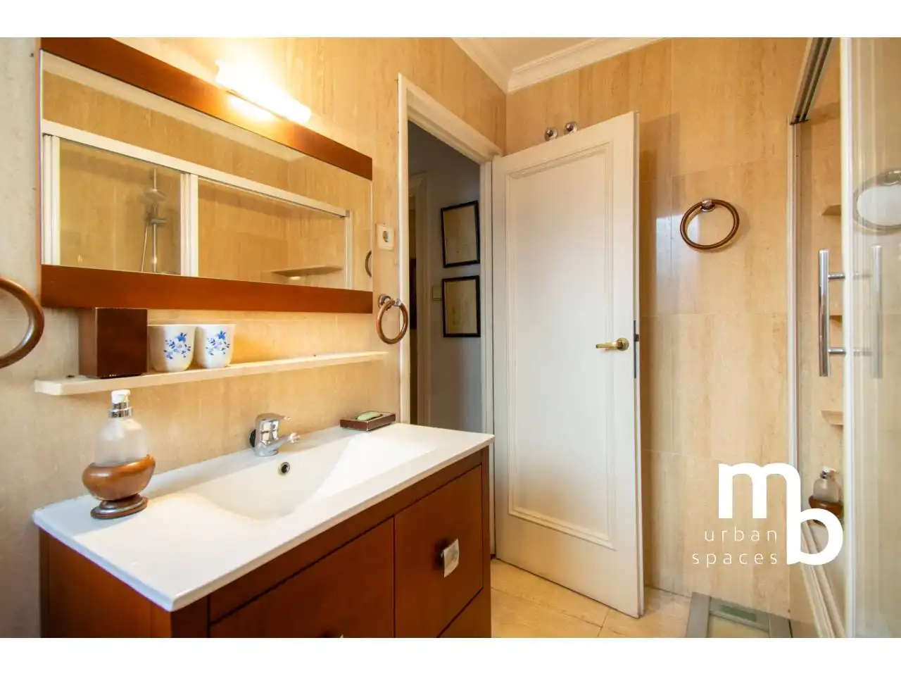 Baño de Piso en venta en Madrid con Aire acondicionado, Calefacción y Terraza