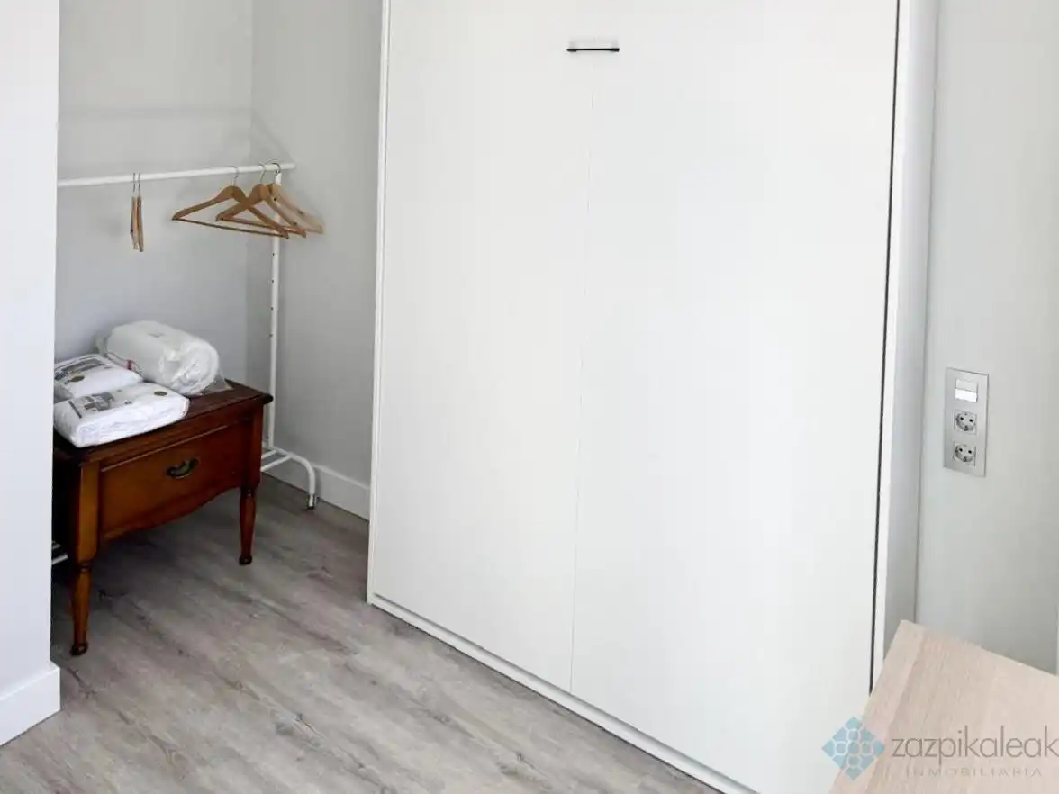 Bedroom of Apartments for rent in Errekalde