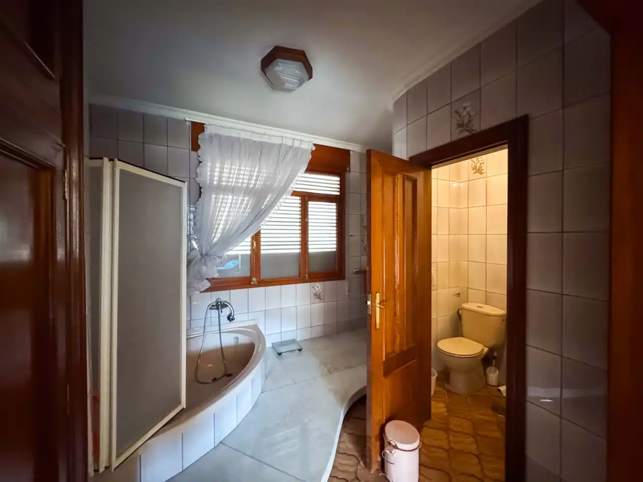Bathroom of Houses for sale in Elda  with Air Conditioner, Heating and Private garden