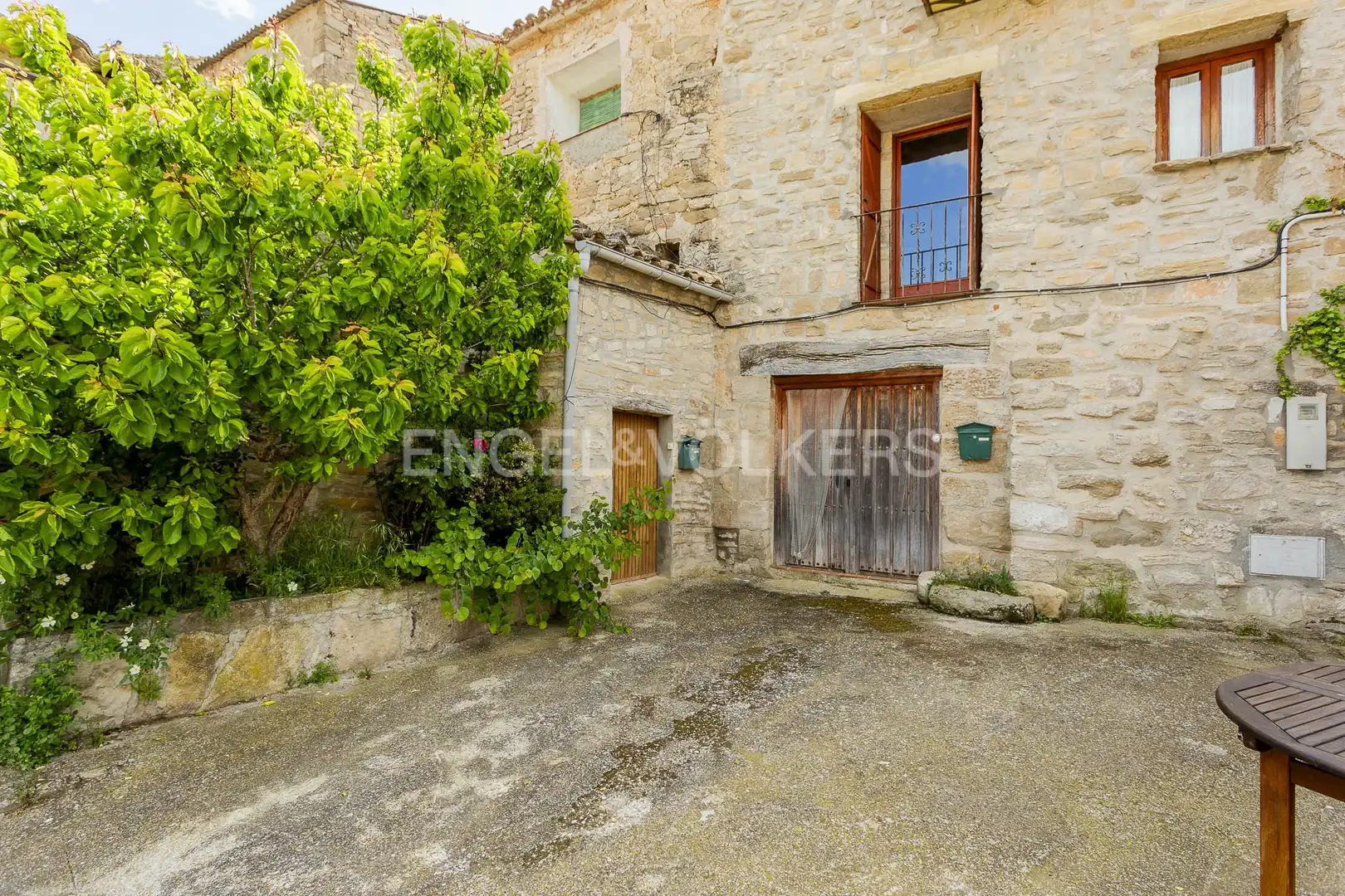 Vista exterior de Casa o chalet en venta en Bellprat con Calefacción, Parquet y Terraza