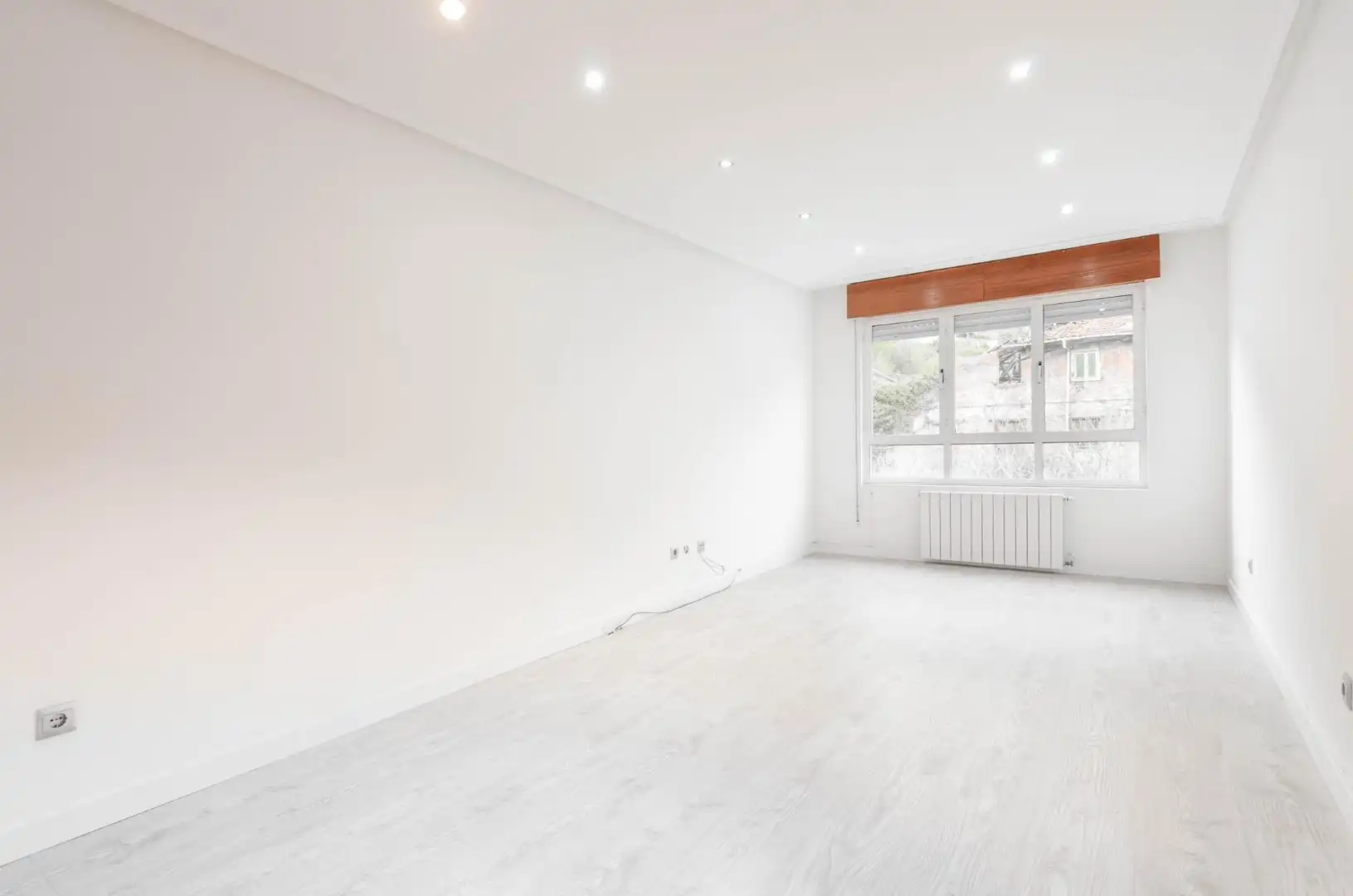 Flat for sale in Lugar LAGO,EL, 12, Zona Rural