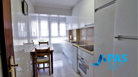 Foto 2 de Piso en venta en Paseo de Altamira, Los Castros, Santander