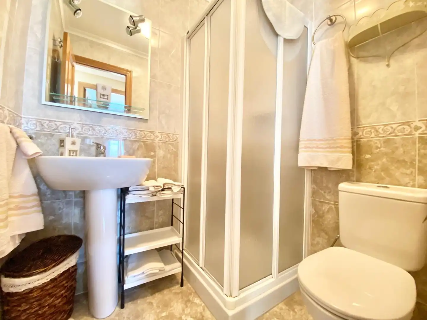 Apartamento con terraza en alquiler en Puerto Deportivo, imagen 33