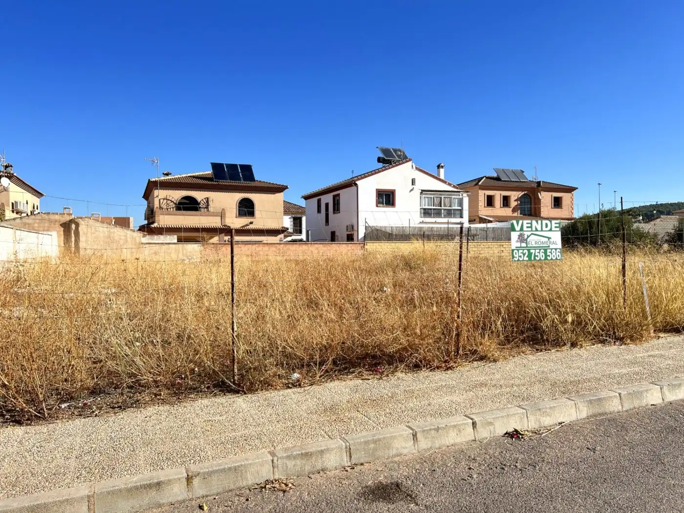 Terrenys i solars en venda a Zona de la Vega, imagen 3
