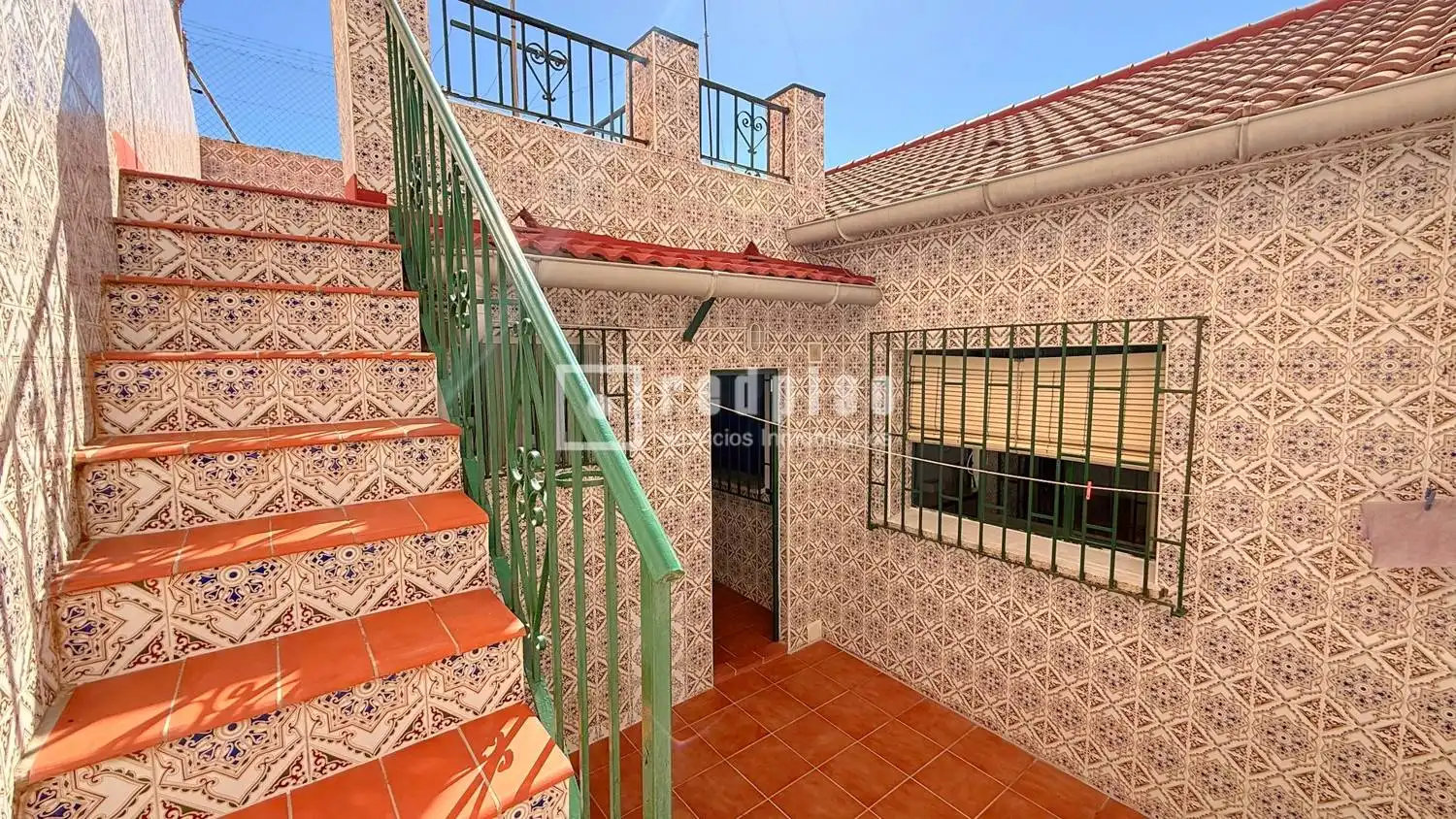 Exterior view of Houses for sale in Málaga  with Heating, Terrace and Storage room