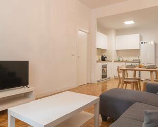 Sala d'estar de Apartament per a compartir en  Madrid Capital amb Terrassa