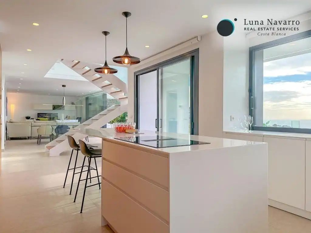Casa o chalet en venta en Calle Cornisa, Altea ciudad