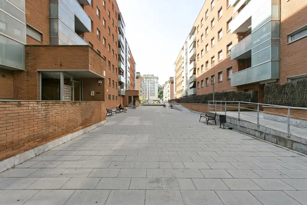 Exterior view of Duplexes for sale in Manresa