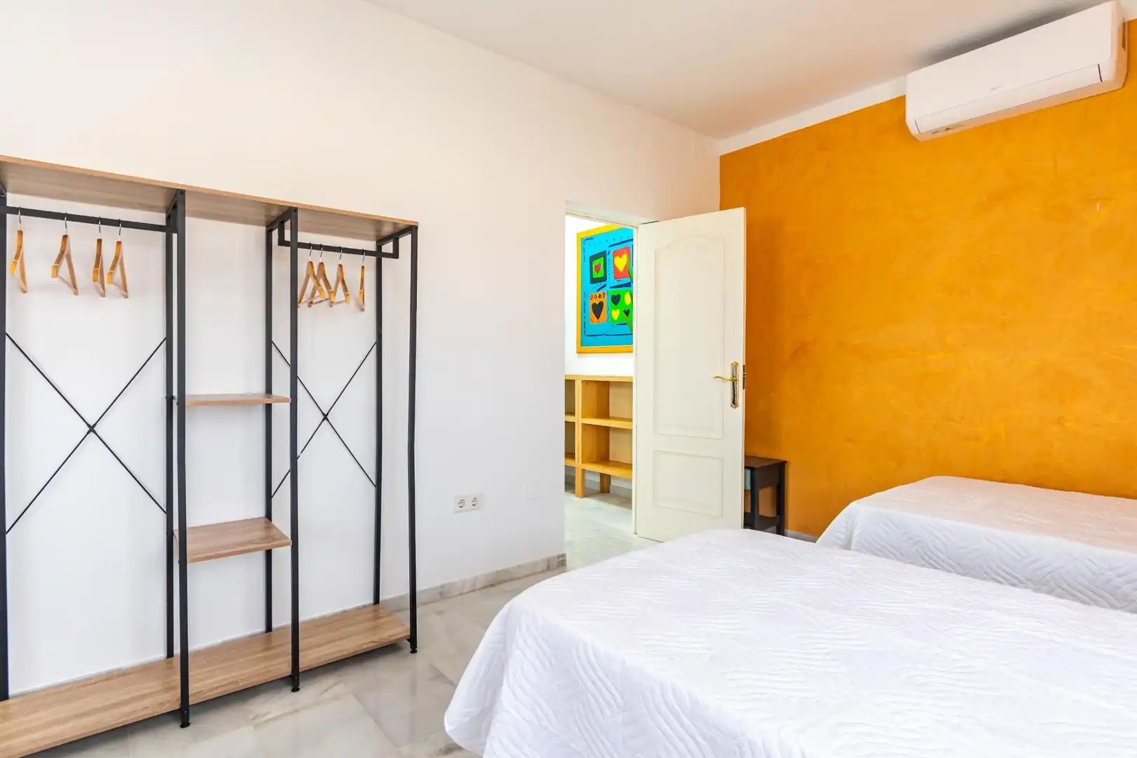 Dormitori de Casa o xalet en venda en Águilas amb Aire condicionat, Jardí privat i Terrassa