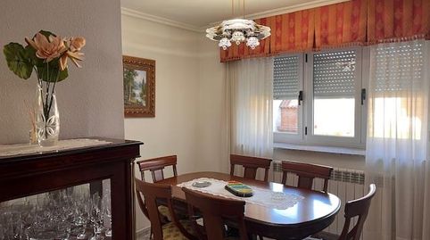 Photo 5 of Houses for sale in Villaturiel, León