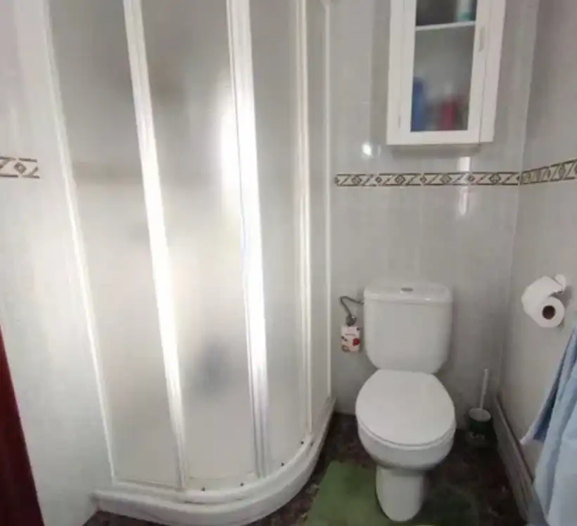 Baño de Casa o chalet en venta en Valle de Losa con Calefacción, Jardín privado y Terraza