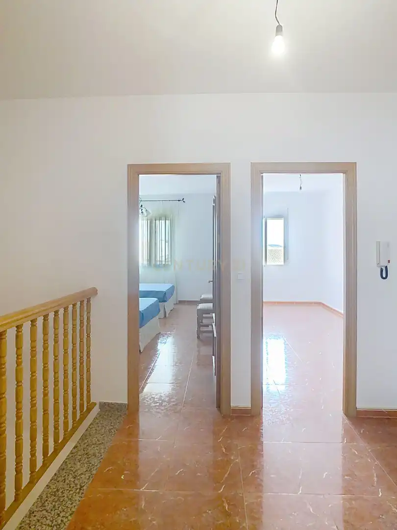 Houses for sale in Cuevas de San Marcos