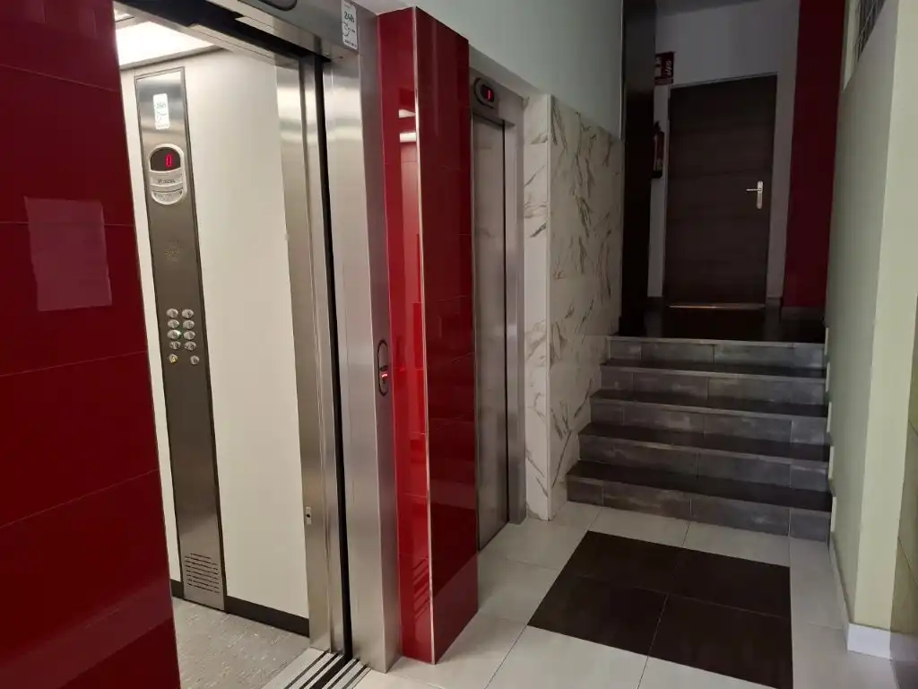 Piso en venta en Burela con Calefacción, Trastero y Amueblado