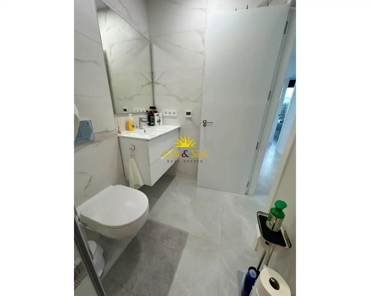 Baño de Planta baja de alquiler en Finestrat con Aire acondicionado, Calefacción y Terraza