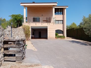 Villa à vendre à Calle Barranco del Conde 5