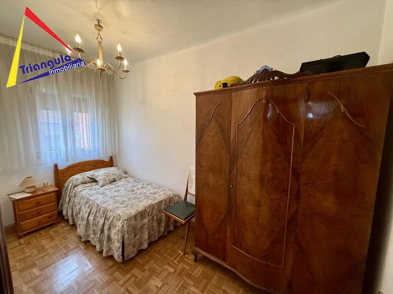 Bedroom of Flat for sale in Segovia  with Heating, Parquet flooring and Terrace