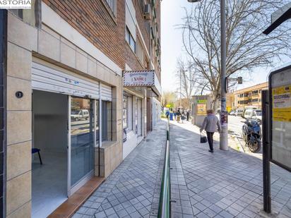 Exterior view of Premises for sale in  Granada Capital