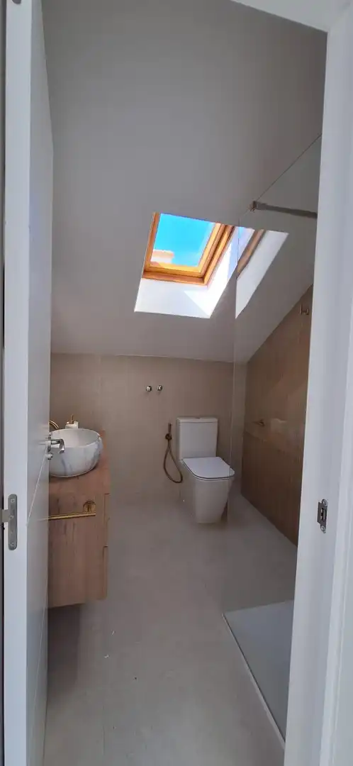 Bany de Casa adosada en venda en Benalmádena amb Aire condicionat, Jardí privat i Terrassa