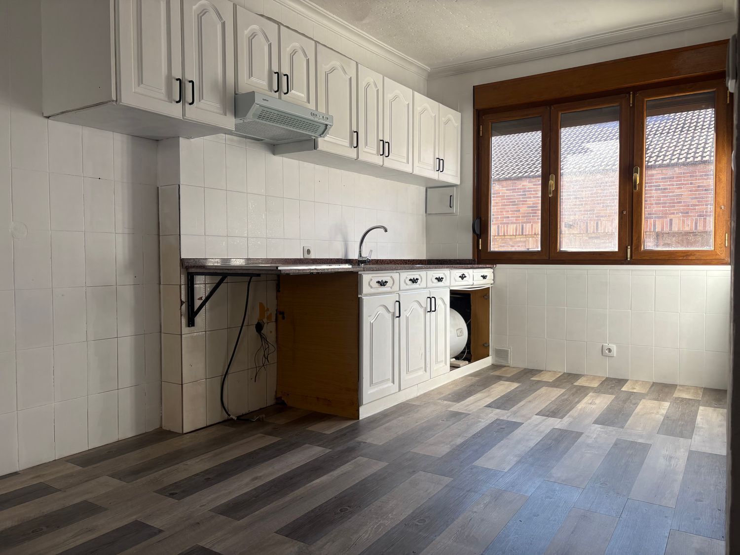 Kitchen of Flat for sale in Gijón   with Heating and Swimming Pool