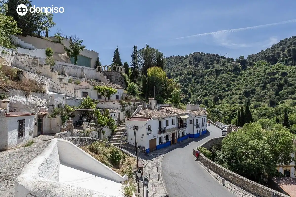 Vista exterior de Casa o xalet en venda en Albaicín