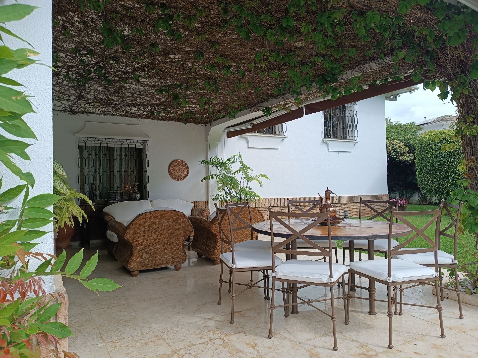 Terrassa de Casa o xalet en venda en Marbella amb Aire condicionat, Calefacció i Jardí privat