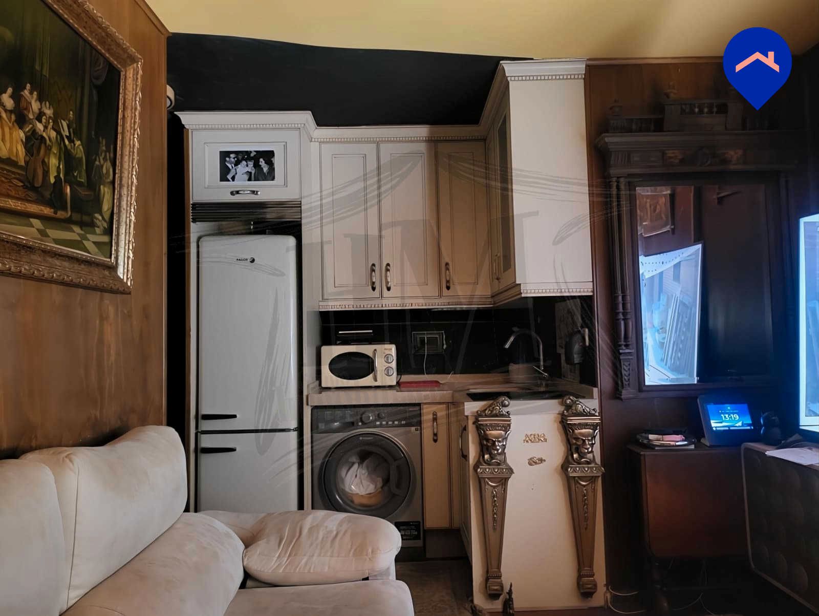 Kitchen of Flat for sale in  Madrid Capital  with Air Conditioner, Heating and Parquet flooring