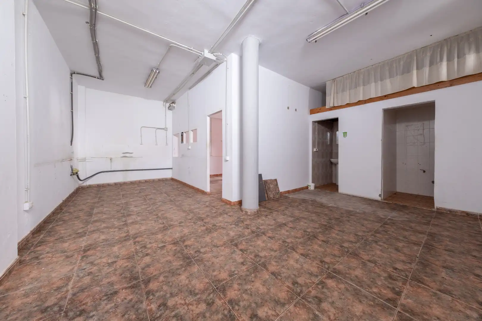 Local en venta en Avenida Semana de la Pasión, 5, Isleta