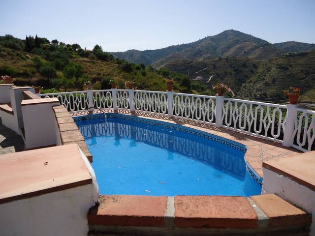 Casa-chalet en Venta en Torrox Pueblo
