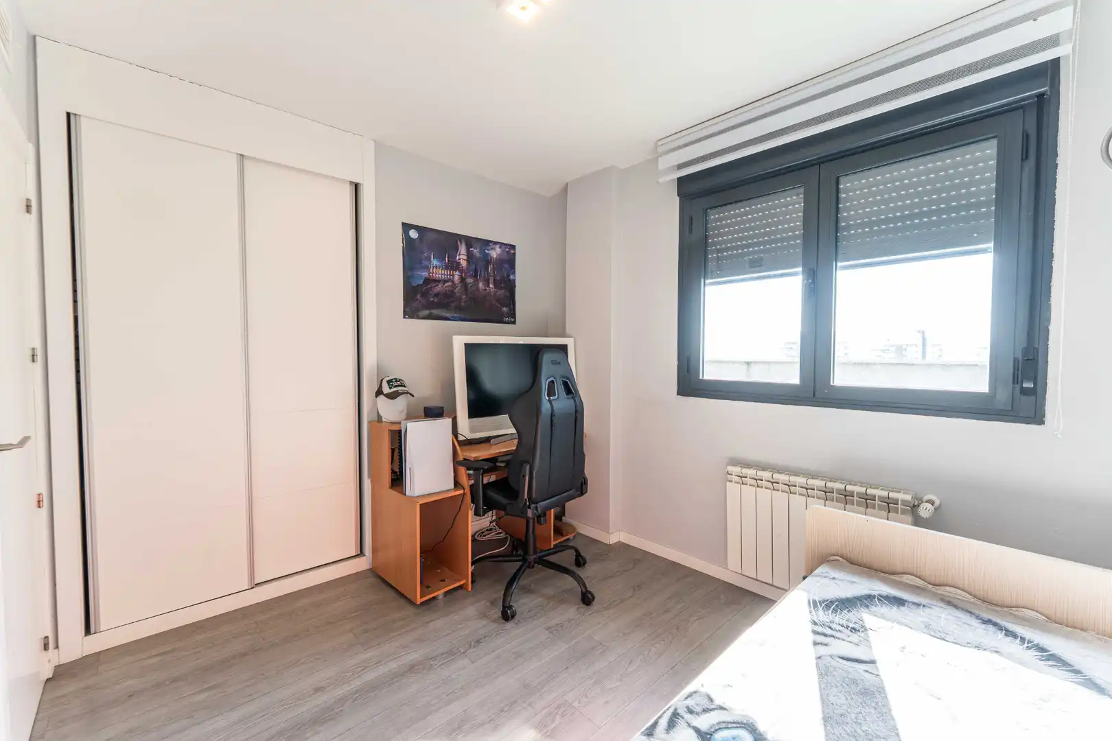 Bedroom of Attic for sale in Móstoles  with Air Conditioner, Terrace and Storage room