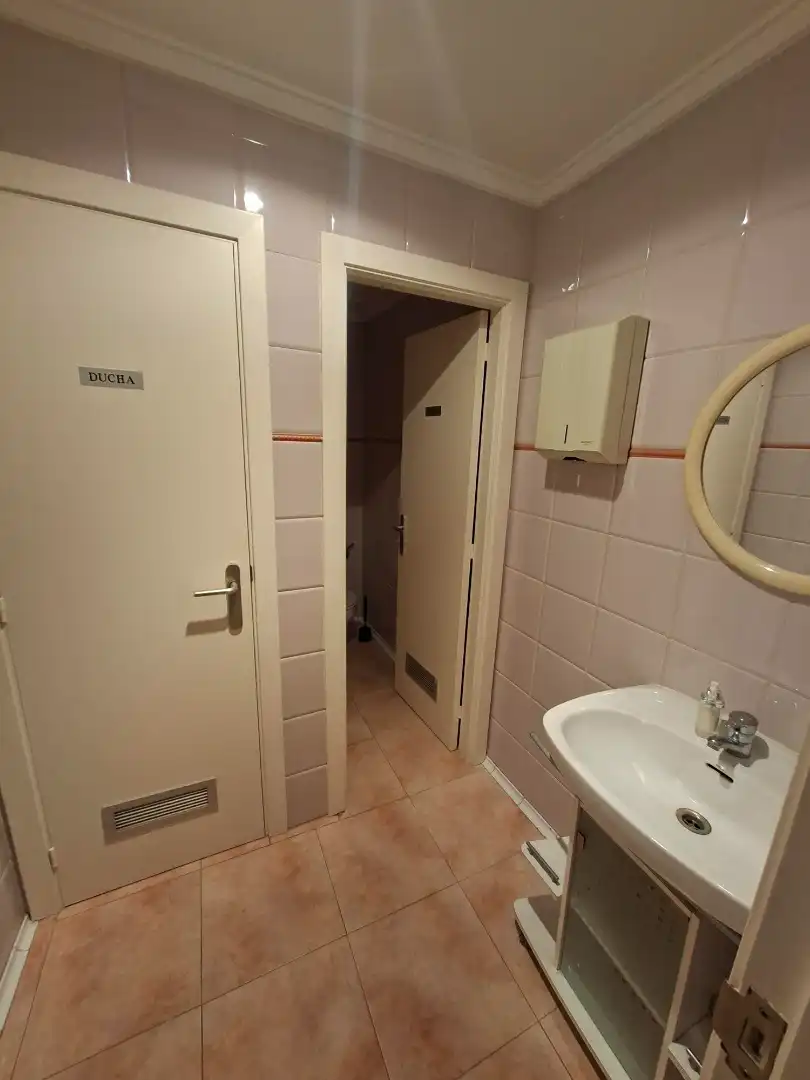 Badezimmer von Geschaftsraum zur Miete in Vitoria - Gasteiz