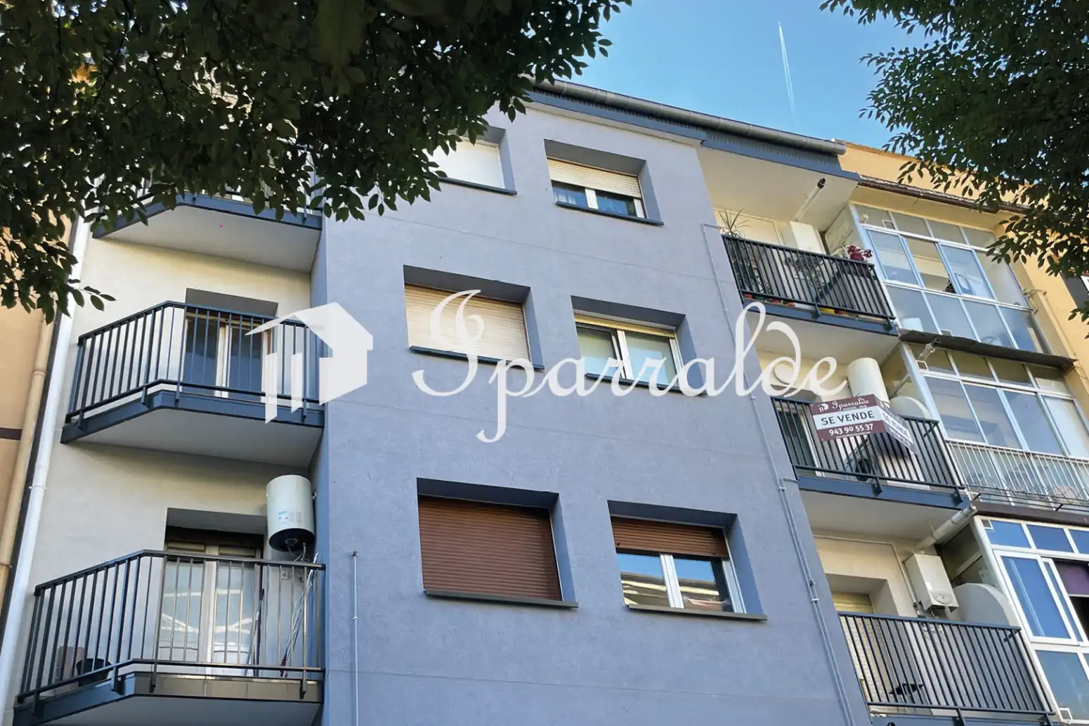 Exterior view of Flat for sale in Centro - Mendibil - Santiago
