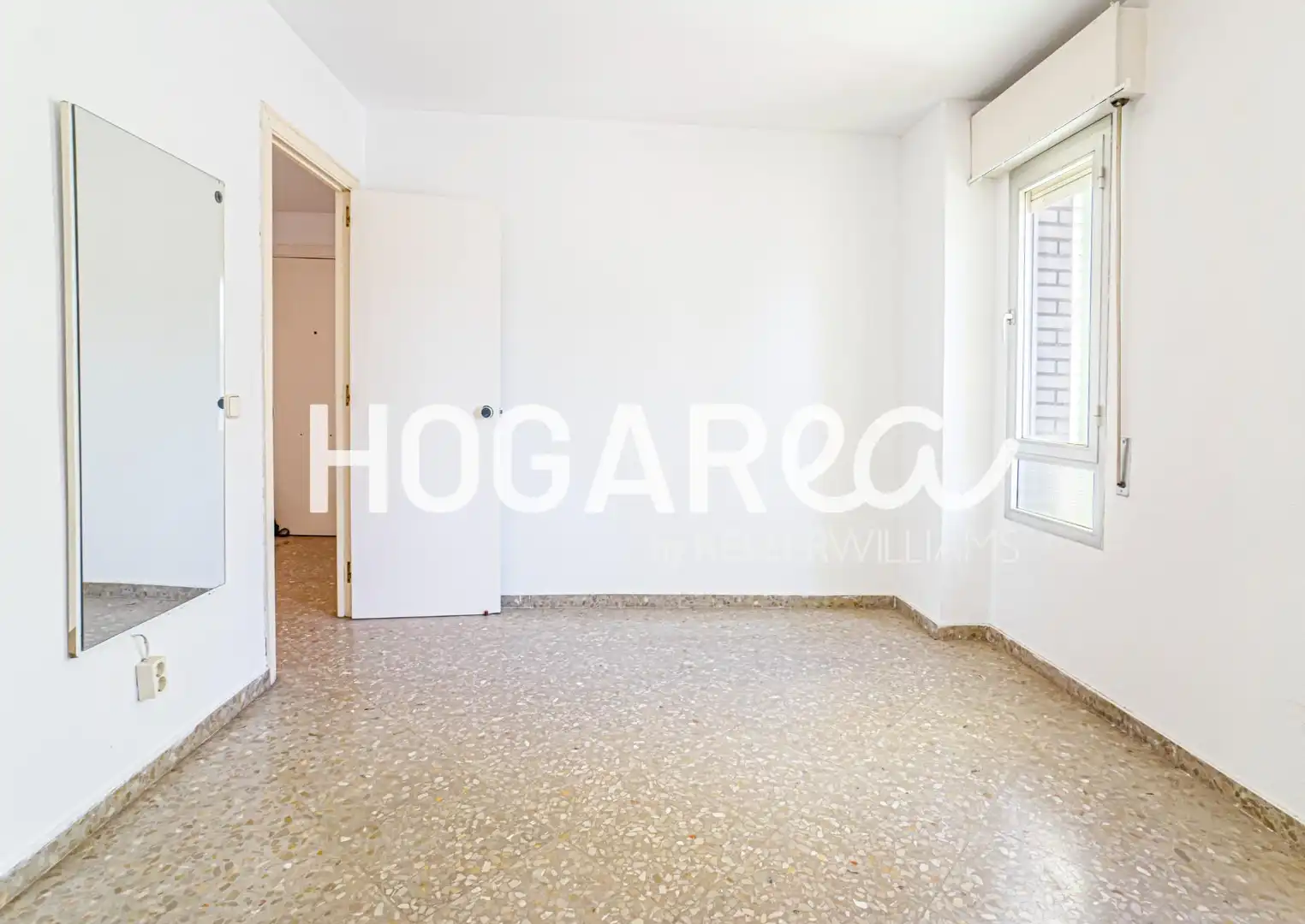 Bedroom of Flat for sale in Málaga  with Air Conditioner, Heating and Terrace
